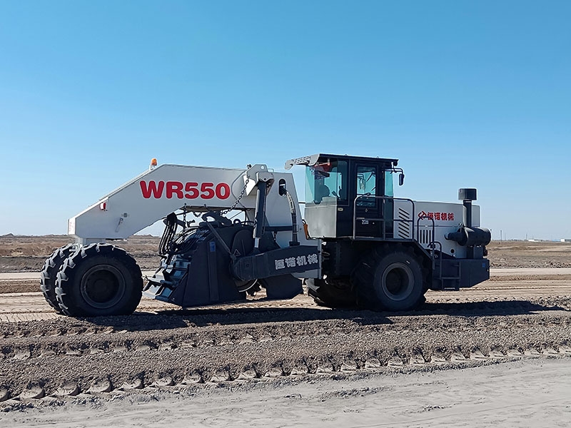 厚旺設備在吉林中交三公局松通高速